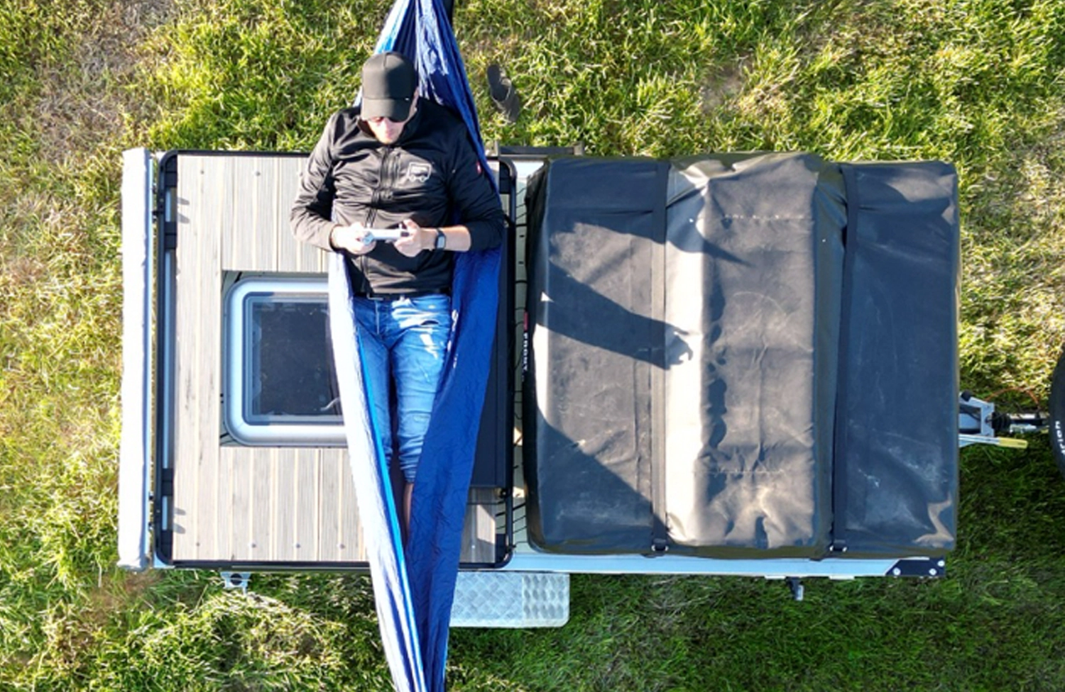Dachterrasse für Dusche, Markise und Hängematte